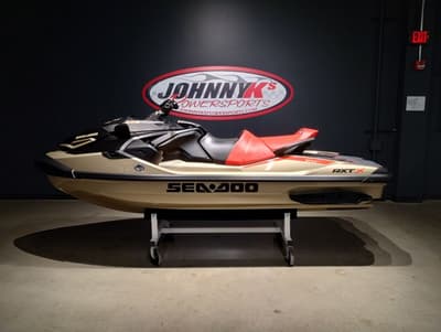 BOATZON | Sea-Doo RXTX 325 Metallic Tan  Lava Red Premium 2025