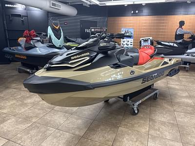 BOATZON | Sea-Doo RXTX 325 Metallic Tan  Lava Red Premium 2025