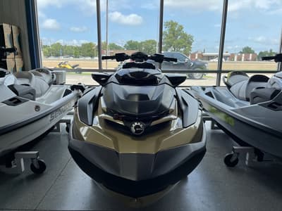 BOATZON | Sea-Doo RXTX 325 Metallic Tan  Lava Red Premium 2025