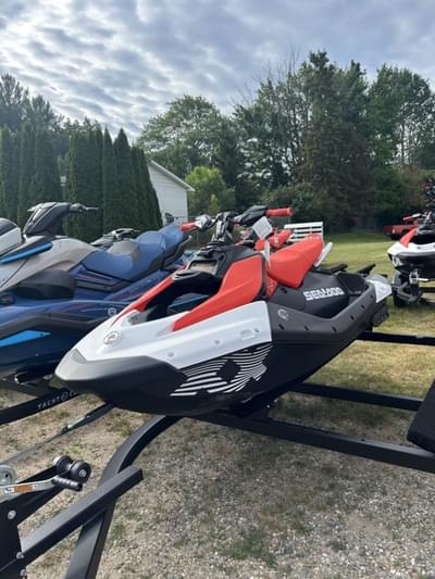 BOATZON | Sea-Doo Spark 3up Trixx 90 with Sound SystemDragon RedWh 2025