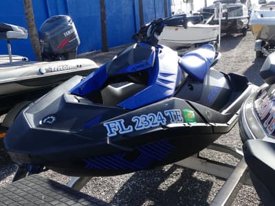 BOATZON | Sea-Doo Spark Trixx 2up Rotax 900 HO ACE iBR 2022
