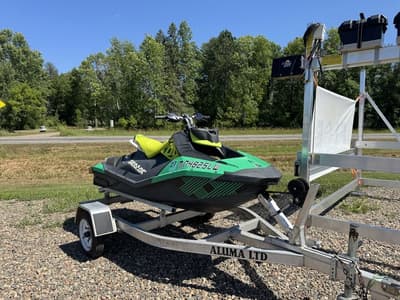 BOATZON | Sea-Doo Spark Trixx 2up Rotax 900 HO ACE IBR Sound System 2019 BOATZON | Sea-Doo Spark Trixx 2up Rotax 900 HO ACE IBR Sound System 2019