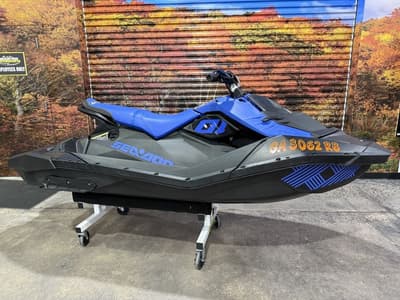 BOATZON | Sea-Doo Spark Trixx 3up Rotax 900 HO ACE iBR 2023 BOATZON | Sea-Doo Spark Trixx 3up Rotax 900 HO ACE iBR 2023