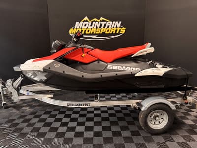 BOATZON | Sea-Doo Spark Trixx for 1 Rotax 900 ACE  90 iBR and Audio 2026