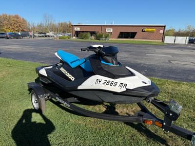 BOATZON | SeaDoo SPARK 3up Rotax 900 HO ACE wiBR Sound System 2019 BOATZON | SeaDoo SPARK 3up Rotax 900 HO ACE wiBR Sound System 2019