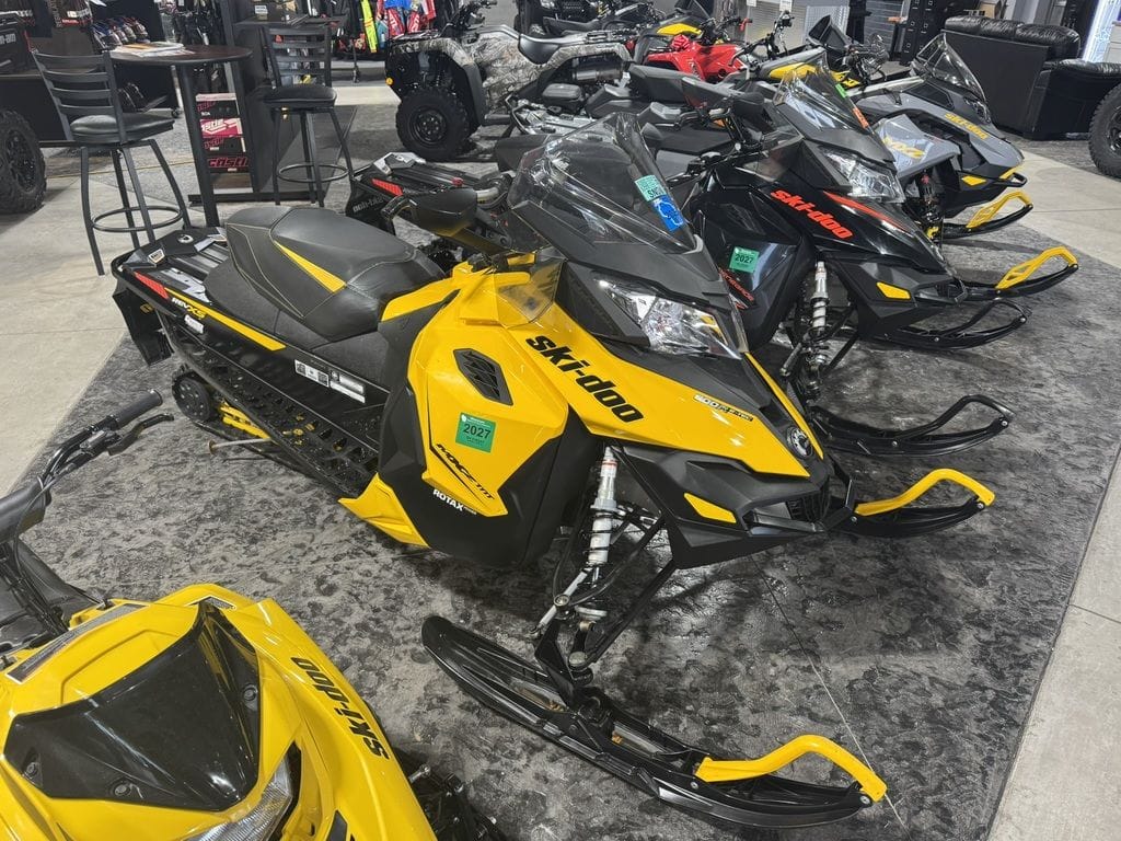 New Ski-Doo Renegade X 900 ACE Turbo Ice R XT 125 SLev76Org 2027