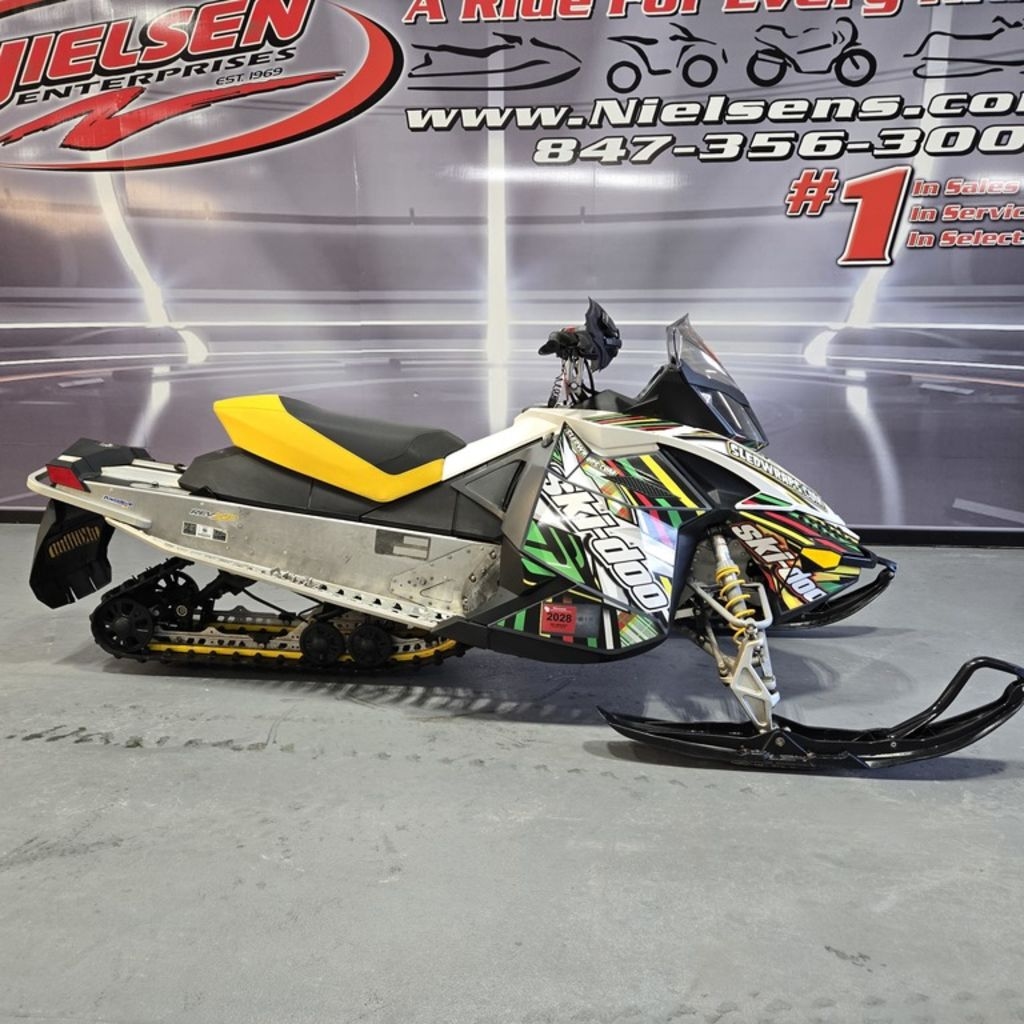 2009 Ski-Doo MX Z X 600 HO ETEC - Sold Boat