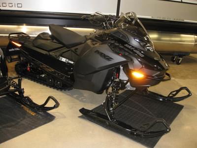 BOATZON | Ski-Doo MXZ Adrenaline 600R ETEC 129Black 2026