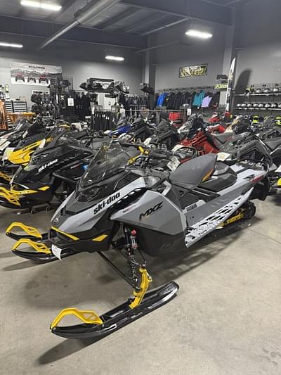 BOATZON | Ski-Doo MXZ Adrenaline with Blizzard Package 600R ETEC 129 Ice R XT 125 2025
