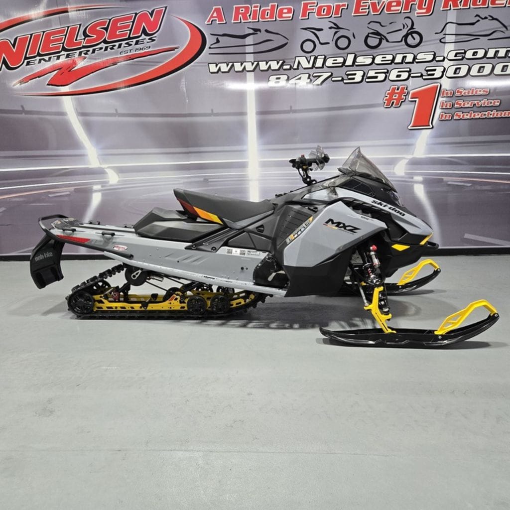 New Ski-Doo MXZ Adrenaline with Blizzard Package 850 ETEC 129 Ice