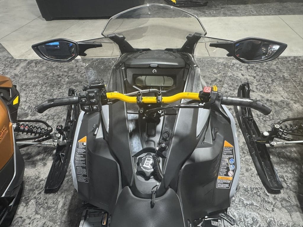 New Ski-Doo MXZ Adrenaline with Blizzard Package 850 ETEC 137 Ice