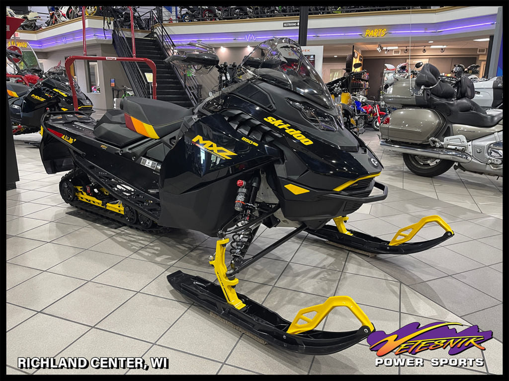 New Ski-Doo MXZ Adrenaline with Blizzard Package 850 ETEC 137 Ice