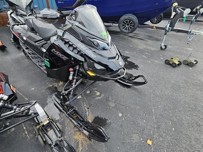 BOATZON | Ski-Doo MXZ Adrenaline with Blizzard Package Rotax 850 ETEC 129 Ice R XT 125 2024