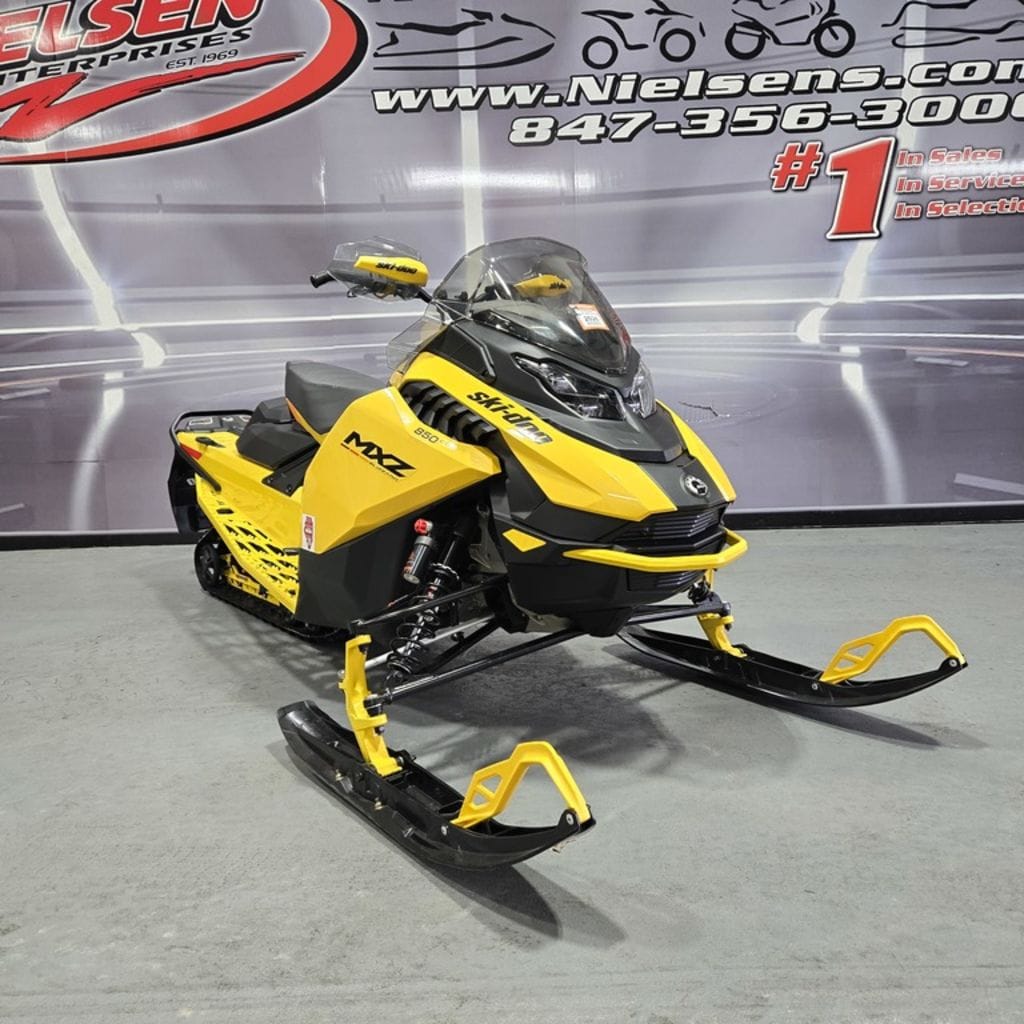 Used Ski-Doo MXZ Blizzard Rotax 850 ETEC Ice R Yellow 2023 for