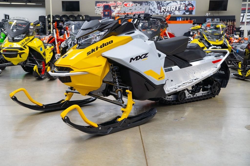 New Ski-Doo MXZ NEO 600 EFI 40 120 Cobra 10 2025 for sale in