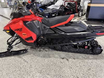 BOATZON | Ski-Doo MXZ TNT Rotax 850 ETEC Ripsaw 125 Lava Red 2021 BOATZON | Ski-Doo MXZ TNT Rotax 850 ETEC Ripsaw 125 Lava Red 2021