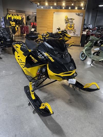 BOATZON | Ski-Doo MXZ XRS 850 ETEC 137 Ice R XT 15 Shox1025 inYellow 2025