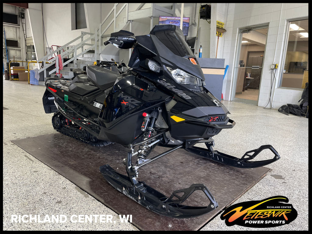 Used Ski-Doo MXZ XRS Rotax 600R ETEC I Rip XT 12572 Black 2022 for