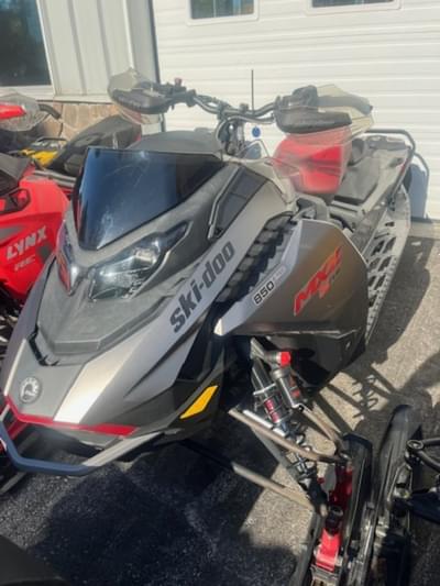 BOATZON | Ski-Doo MXZ XRS Rotax 850 ETEC Ice R72SmartS and TX  Black 2023