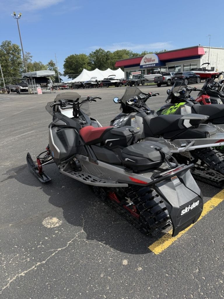 ＭＸ、ＳＺシリーズ 2016 Ski-Doo MXZ X 1200 4TEC RS* - 1170cc Special Notes, Prices