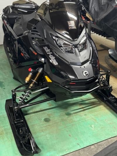 BOATZON | Ski-Doo MXZ XRS with Competition Package 850 ETEC Turbo R SS RipII 125 Std10 2025 BOATZON | Ski-Doo MXZ XRS with Competition Package 850 ETEC Turbo R SS RipII 125 Std10 2025