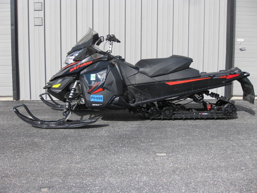 Used Ski-Doo Renegade Adrenaline ROTAX 800R ETEC 2016 for sale in