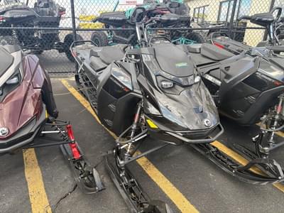 BOATZON | Ski-Doo Summit X 850 ETEC Turbo R 165 SS HAlt Pow3045 inBlk 2025 BOATZON | Ski-Doo Summit X 850 ETEC Turbo R 165 SS HAlt Pow3045 inBlk 2025
