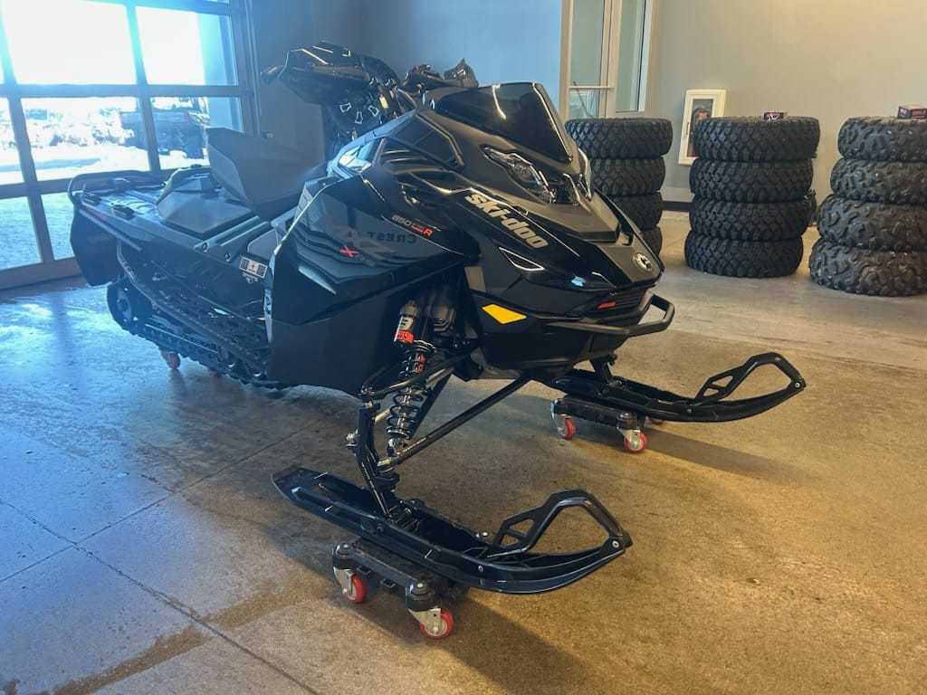 skidoo-mxz-xrs-w-competition-