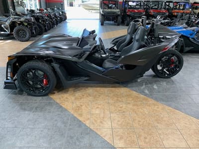 BOATZON | Slingshot Slingshot R AutoDrive  Midnight Smoke 2026