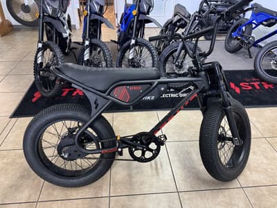 BOATZON | Strike Spyder 750w Black 2026