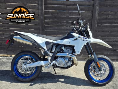 BOATZON | Suzuki DRZ 4SM 2025 BOATZON | Suzuki DRZ 4SM 2025