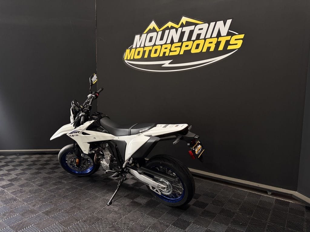 New SUZUKI DRZ400SM 2025 for sale in Chattanooga, Tennessee