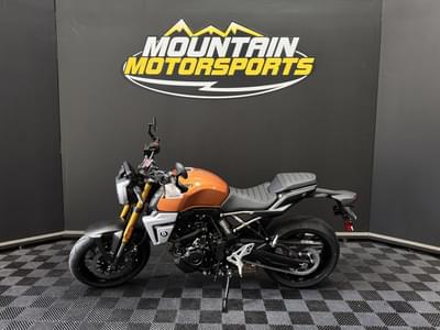 BOATZON | Suzuki GSX800TRQM6 2026