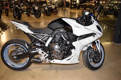 BOATZON | Suzuki GSX8R 2024