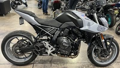 BOATZON | Suzuki GSX8S 2024