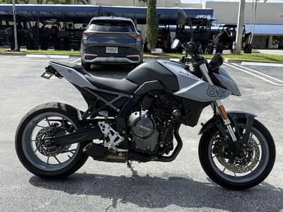 BOATZON | Suzuki GSX8S 2024
