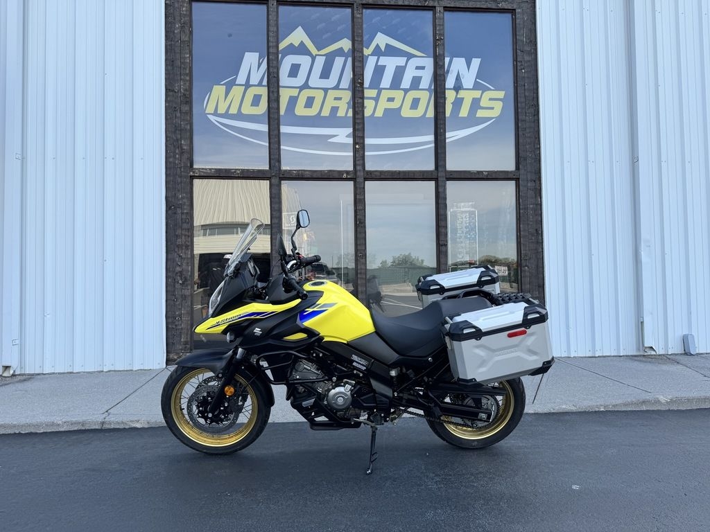 2021 Suzuki VStrom 650XT Adventure - Sold Boat