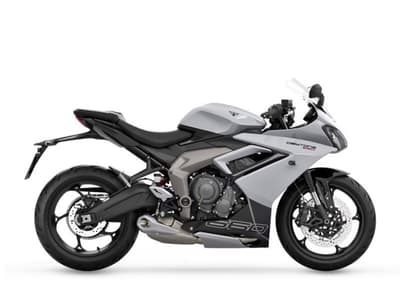 BOATZON | Triumph Daytona 660 Carnival RedSapphire Black 2025