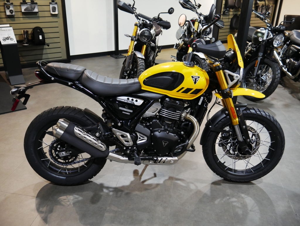 2026 Triumph Scrambler 400 XC Racing Yellow - Sold Boat