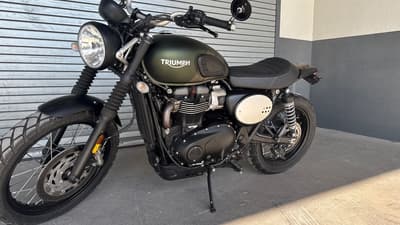 BOATZON | Triumph Street Scrambler Base 2022