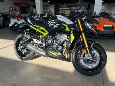 BOATZON | Triumph STREET TRIPLE MOTO 2 RX 2026