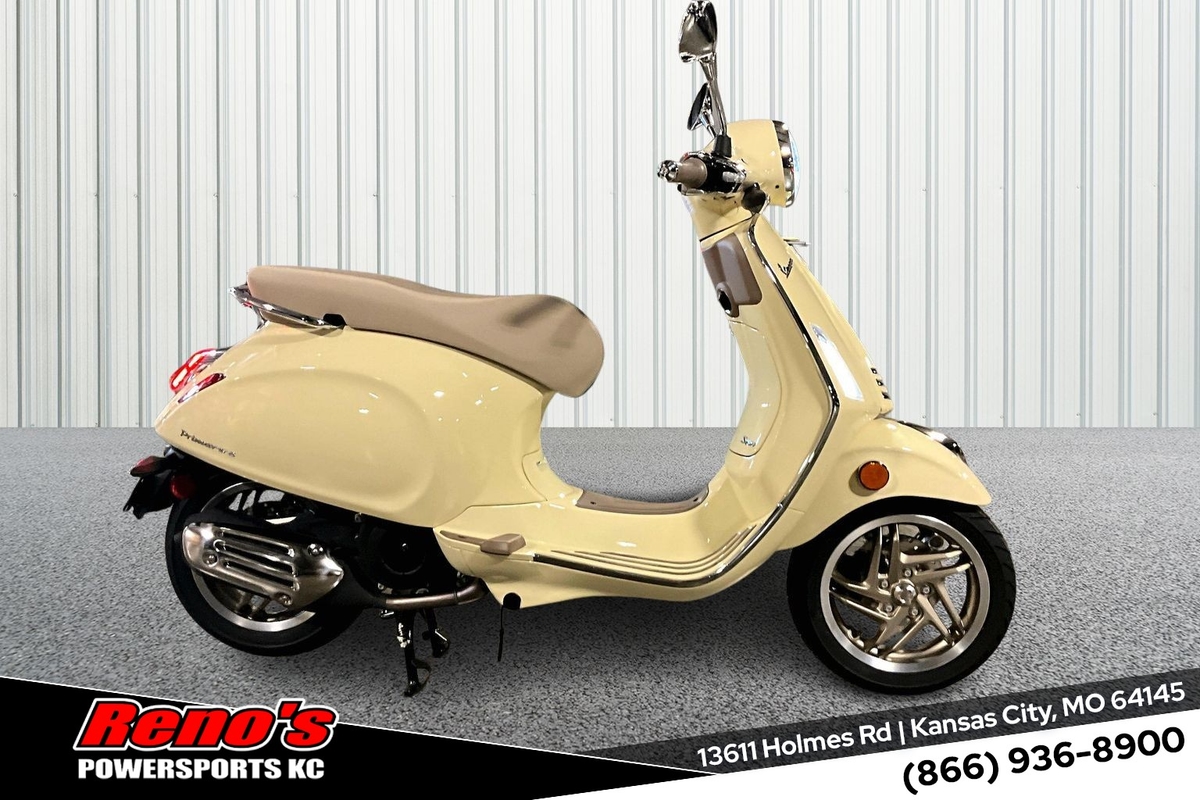 2027 Vespa Vespa Primavera 150 S 2027 - Sold Boat