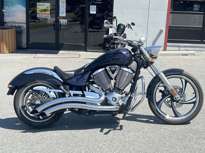 BOATZON | Victory Motorcycles® Vegas 8 Ball 2011