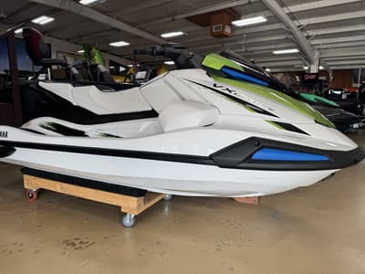BOATZON | WAVE RUNNER VX DA 2026