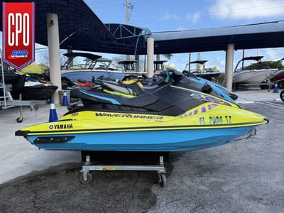 BOATZON | Yamaha EX Deluxe 2024