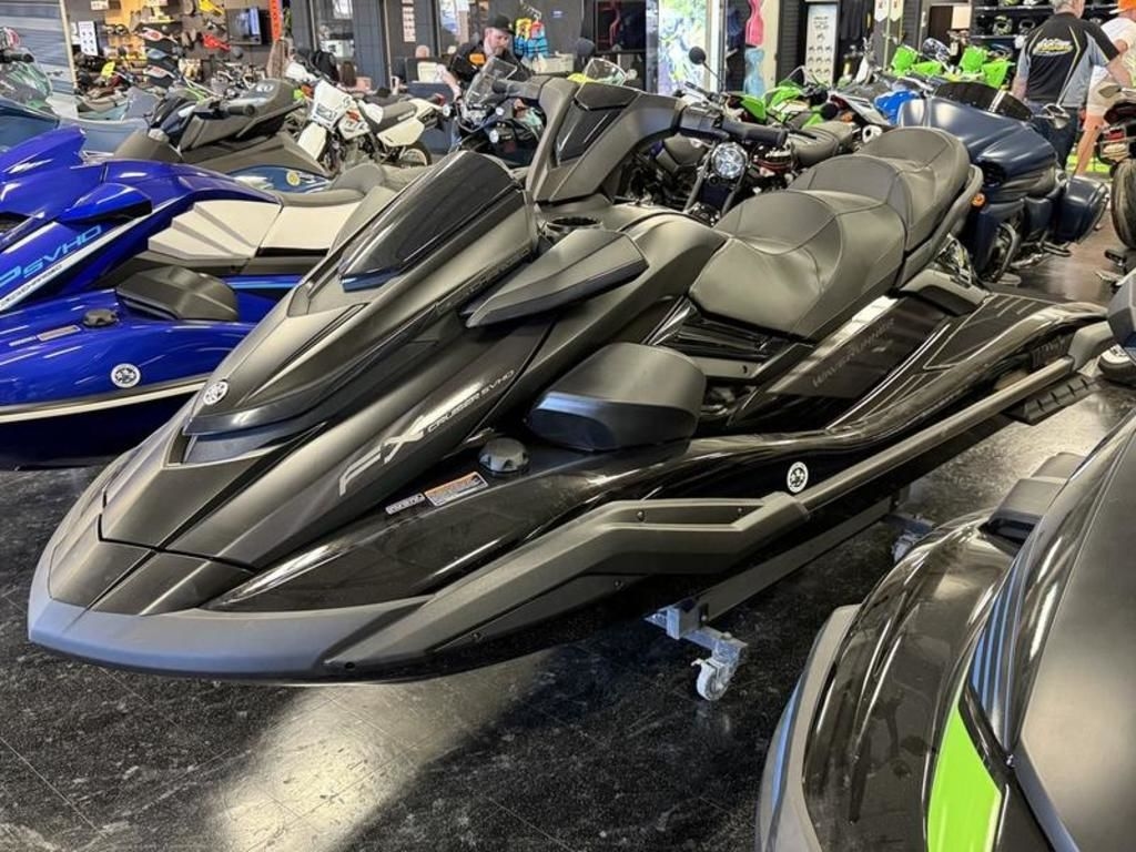 2025 Yamaha WaveRunners FX Cruiser SVHO - Sold Boat