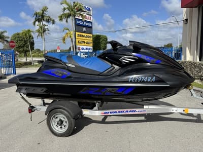 BOATZON | Yamaha FZR 2015