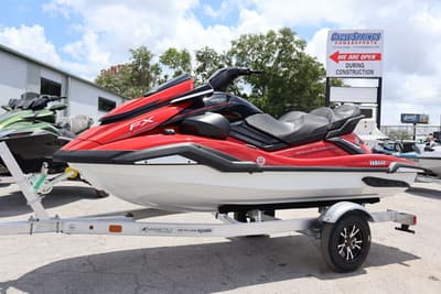 BOATZON | Yamaha Marine FX CRUISER HO WAUDIOTORCH REDWHITE 2026