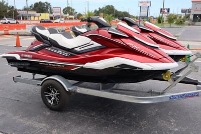 BOATZON | Yamaha Marine FX LIMITED SVHO DEEP RED METALLIC 2019