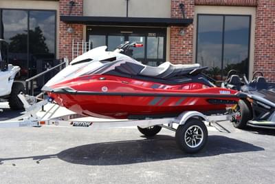 BOATZON | Yamaha Marine GP HOTORCH RED 2025